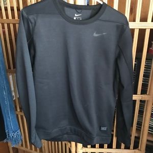 Nike Black Long Sleeve Pullover Sweatshirt